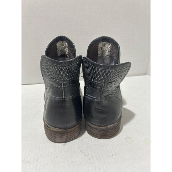 Women's Roan Gray Distressed Winter Fall Leather Ankle Boot Bootie Size 9-9.5 - Picture 3 of 9